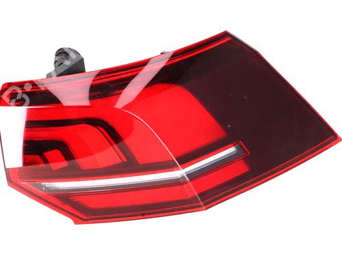 Used Right taillight Right taillight 37721244 37721244