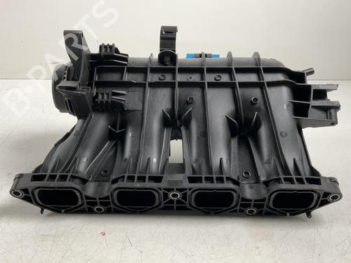 Used Intake manifold Intake manifold 38437971 38437971