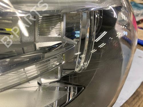 Used Right headlight BMW 5 (F10) 520 d xDrive (184 hp) 27661810