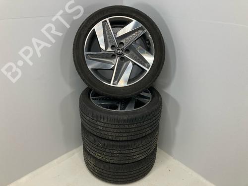Fælk HYUNDAI NEXO (FE) FCEV (163 hp) 25019702