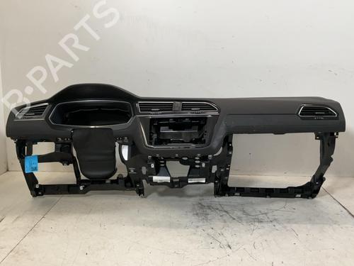Used Dashboard Dashboard 36889956 36889956