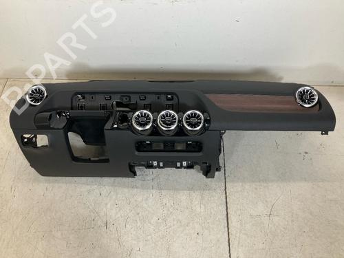 Used Dashboard MERCEDES-BENZ GLA (H247) GLA 200 4-matic (247.788) (163 hp) 26440221
