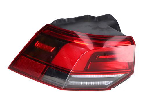 Fanale posteriore sinistro VW GOLF VIII (CD1, DA1) 1.5 eTSI (150 hp) 32237389