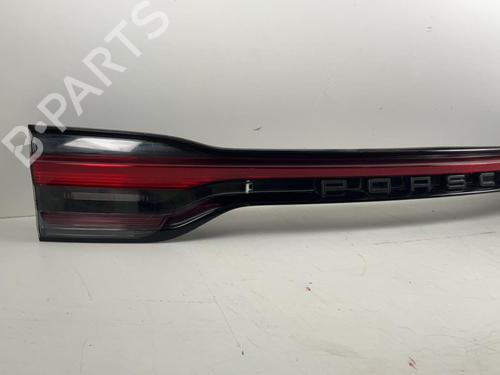 Rear center light PORSCHE MACAN (95B) 2.0 (95BAU1) | BP39922267I39 - Image 2