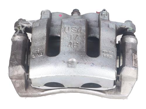 Venstre bremsekaliber foran Venstre bremsekaliber foran HYUNDAI STARIA Bus (US4) 2.2 CRDi (US4W) (177 hp) 39918235 39918235