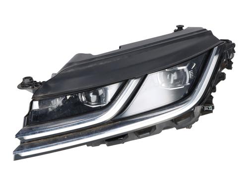 Używane Lampa przednia lewa VW ARTEON (3H7, 3H8) 2.0 TDI (190 hp) 30836500