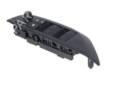 Used Switch Switch TOYOTA YARIS CROSS (MXP_) 1.5 Hybrid (MXPJ10) (92 hp) 39926812 39926812
