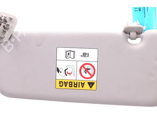 Used Right sun visor Right sun visor 37721102 37721102