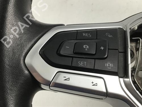 Steering wheel VW GOLF VIII (CD1, DA1) 1.0 TSI | BP33907306C49 - Image 2