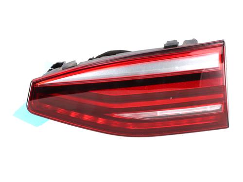 Farolim direito da mala Farolim direito da mala VW MULTIVAN T7 (STM, STN) 2.0 TDI (150 hp) 33985236 33985236