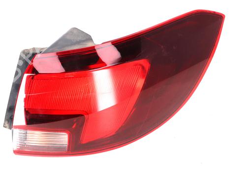 Używane Lampa tylna prawa Lampa tylna prawa 38017560 38017560