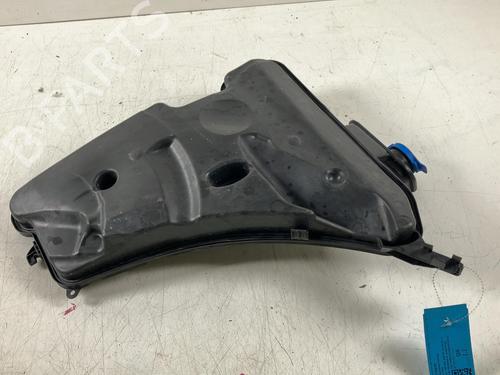 Used Windscreen washer tank Windscreen washer tank BMW 5 (G30, F90) M5 Competition (625 hp) 36089114 36089114
