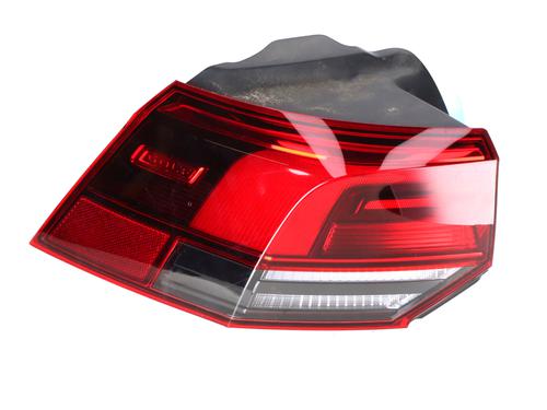 Used Left taillight Left taillight VW GOLF VIII Variant (CG5, DB5) 1.5 eTSI (150 hp) 35778426 35778426