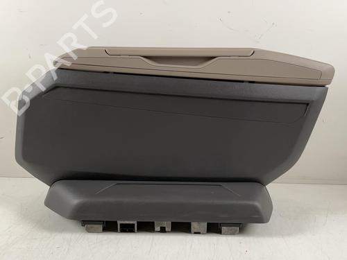 Used Middle console Middle console 38005677 38005677