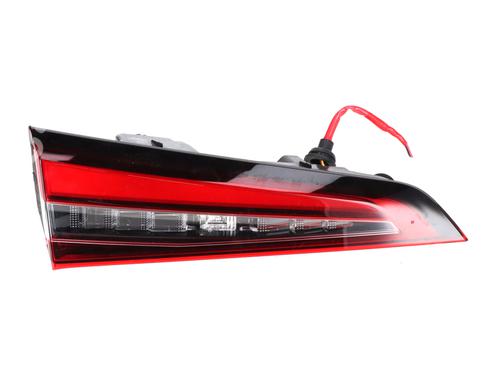 Used Left tailgate light Left tailgate light TOYOTA COROLLA Estate (_E21_) 1.8 Hybrid (ZWE211) (98 hp) 33428958 33428958