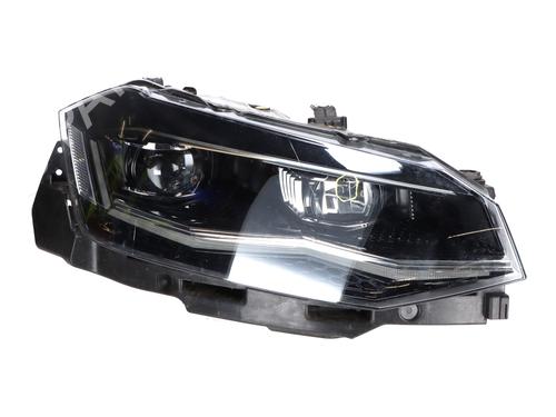 Used Right headlight VW POLO VI (AW1, BZ1, AE1) 1.0 (75 hp) 30289316