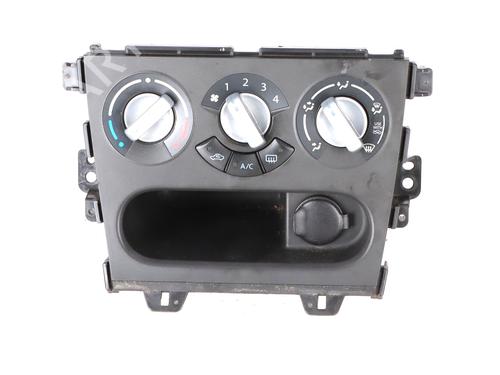 Used Climate control Climate control 37468717 37468717