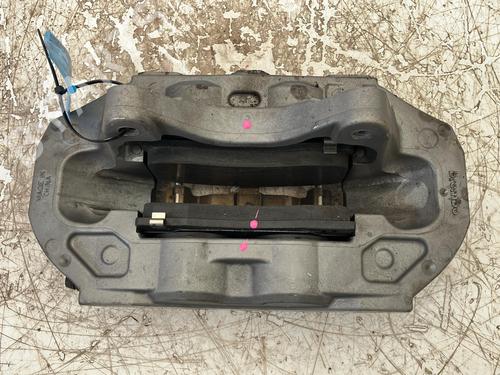 Right front brake caliper TESLA MODEL 3 (5YJ3) EV AWD | BP39923978M104 - Image 4
