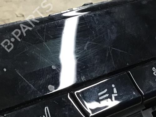 Used Climate control BMW X3 (G01, F97, G08) xDrive 20 d (190 hp) 19101484