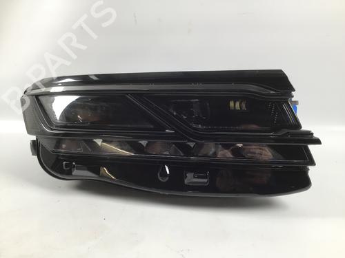Right headlight VW TOUAREG (CR7, RC8) 3.0 TDI 4motion | BP33304083C29 - Image 2