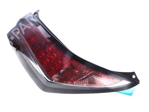 left-taillight-toyota-aygo-_b4_-2014-40043557 main image