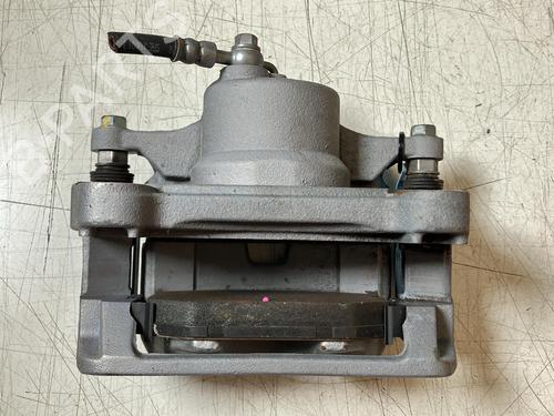 Used Left front brake caliper Left front brake caliper OPEL VIVARO C Van (K0) VIVARO-E HYDROGEN (136 hp) 39925825 39925825