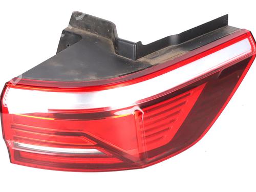 right-taillight-vw-multivan-t7-stm-stn-2021-37454745 main image