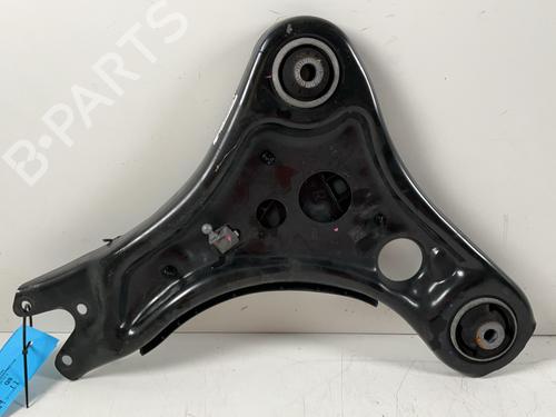 Used Right front suspension arm Right front suspension arm VW ID.7 (ED2) PRO (286 hp) 39923001 39923001