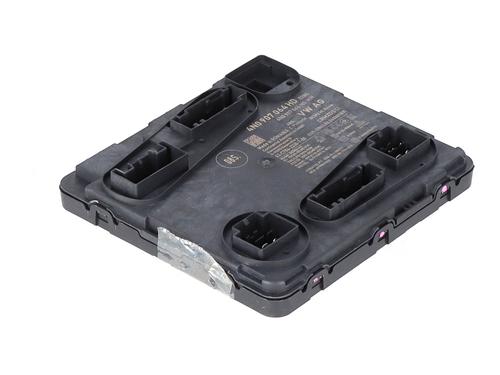 Module électronique AUDI A6 C8 (4A2) 45 TFSI Mild Hybrid quattro (265 hp) 30501455