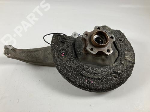 Used Left front steering knuckle BMW 5 Touring (G31) 540 i xDrive (340 hp) 11820098