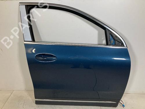 Used Right front door MERCEDES-BENZ GLA (H247) GLA 200 (247.787) (163 hp) 26537305