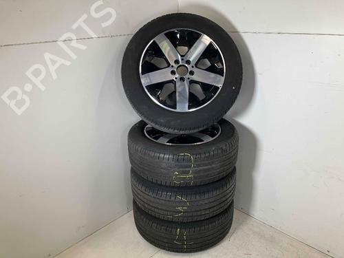 Fælk Fælk MERCEDES-BENZ GLB (X247) GLB 200 4-matic (247.688) (163 hp) 27332583 27332583