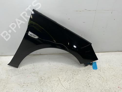 Used Right front fenders Right front fenders 33328528 33328528