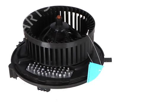 heater-blower-motor-audi-a3-limousine-8vs-8vm-2013-2014-2015-2016-2017-2018-2019-2020-2021-39530515 main image