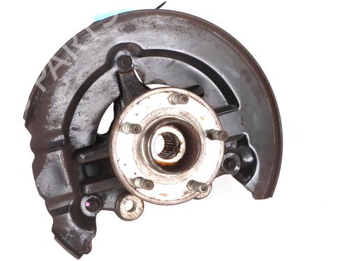 Used Right front steering knuckle Right front steering knuckle FORD FOCUS III Turnier 1.6 TDCi (95 hp) 40006379 40006379
