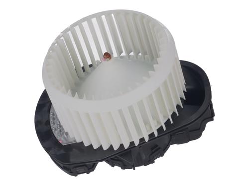 Used Heater blower motor VW TOUAREG (7P5, 7P6) 3.0 V6 TDI (262 hp) 14830901