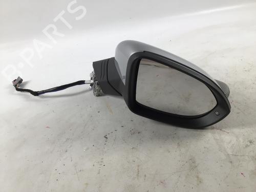 Used Right mirror Right mirror 39245688 39245688