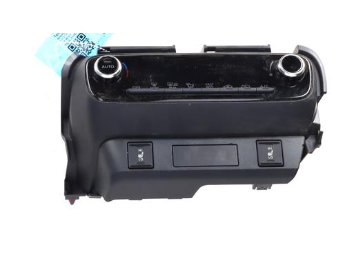 Used Climate control Climate control TOYOTA YARIS (_P21_, _PA1_, _PH1_) 1.5 Hybrid (MXPH10, MXPH11) (116 hp) 33771316 33771316