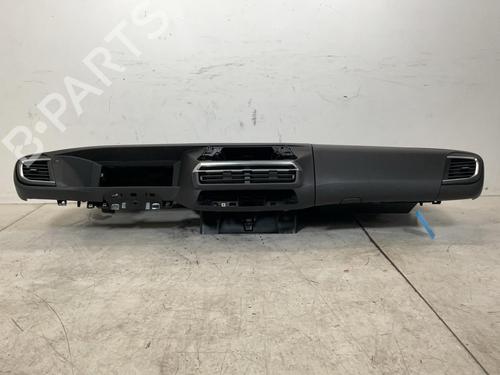 dashboard-peugeot-expert-van-v_-2016-39926629 main image