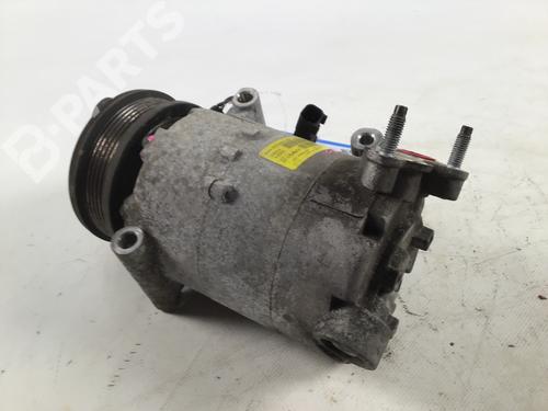 AC compressor FORD FOCUS III Turnier 2.0 TDCi 8606984 | B-Parts