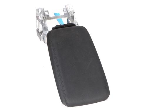 Used Armrest / Center console Armrest / Center console AUDI A3 Sportback (8YA, 8YF) 30 TFSI (116 hp) 39928784 39928784