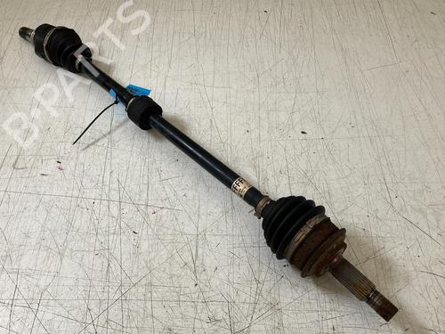 Used Right front driveshaft Right front driveshaft TOYOTA YARIS (_P13_) 1.5 (NCP131_, NCP131R) (109 hp) 39928781 39928781