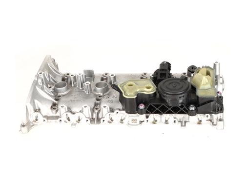 Used Valve cover VW ARTEON (3H7, 3H8) 2.0 TSI (190 hp) 29069937