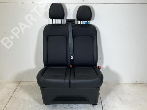 right-front-seat-ford-transit-custom-v710-van-nrn-2023-39920100 main image