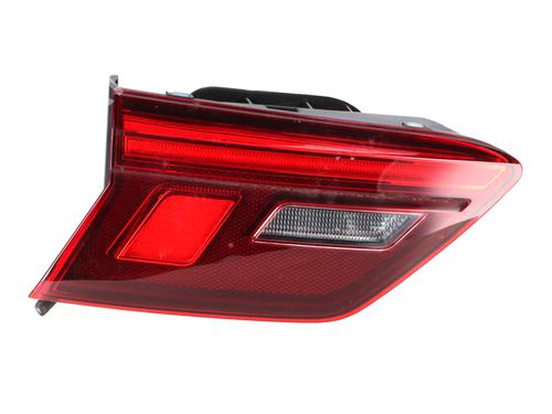 Feu de coffre gauche VW TIGUAN (AD1, AX1) 1.4 TSI (150 hp) 32084373