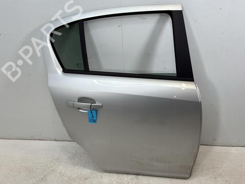 Dør højre bagtil Dør højre bagtil 38067645 38067645