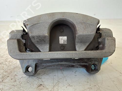 Used Right front brake caliper Right front brake caliper OPEL VIVARO C Van (K0) VIVARO-E HYDROGEN (136 hp) 39925882 39925882
