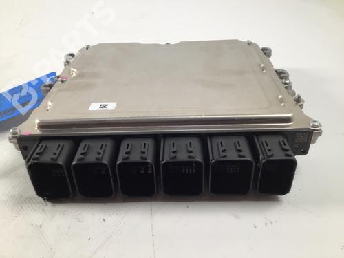 Used Engine control unit (ECU) BMW 7 (G11, G12) 740 i, Li (326 hp) 7654333