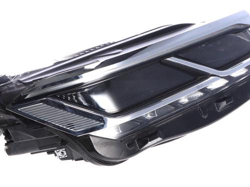 Right headlight VW TOUAREG (CR7, RC8) 3.0 TDI 4motion | BP38937114C29 - Image 2