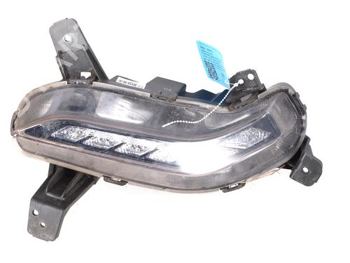 Used Right daytime light Right daytime light 37488931 37488931